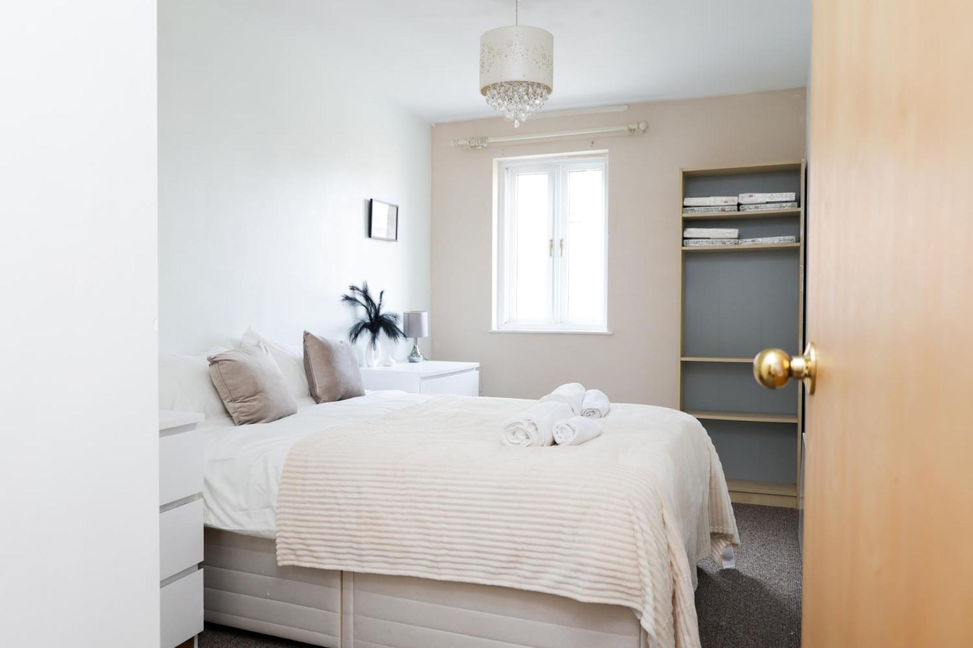 Modern 3-person Flat Apartment Birmingham